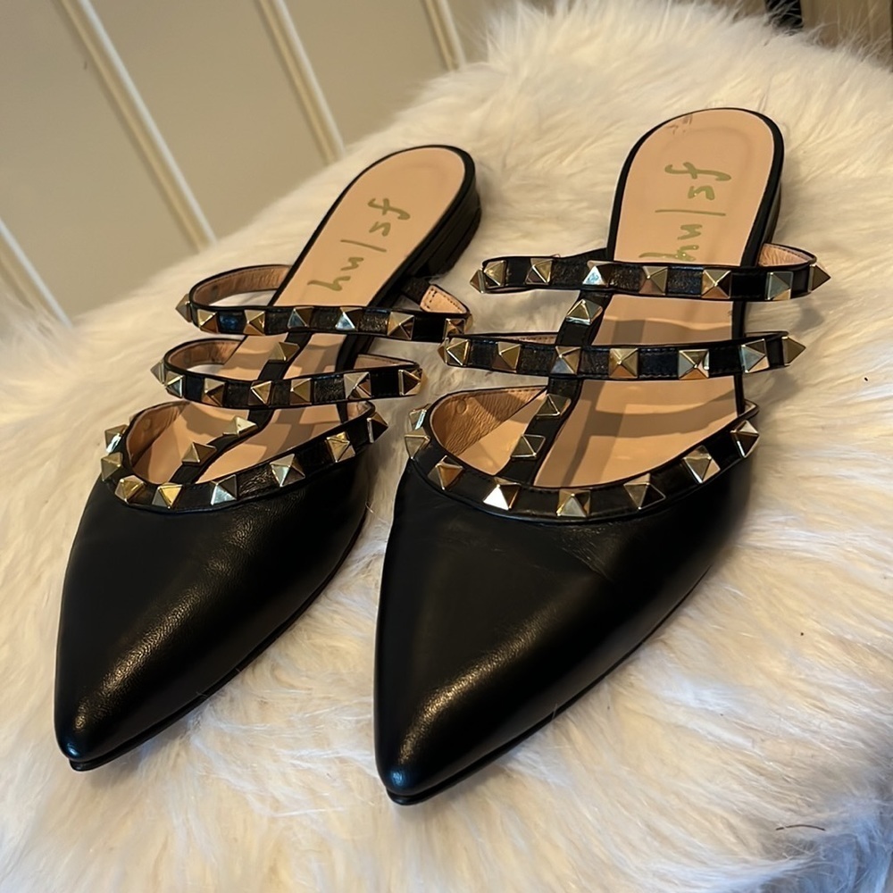 Fresh Soul Black and Tan Studded Mules
